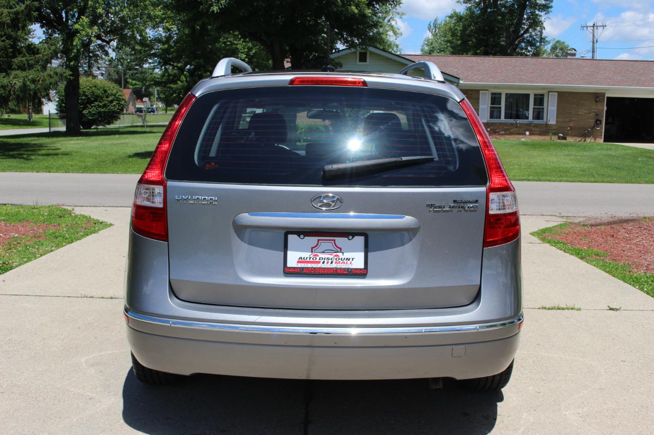 Hyundai Elantra Touring  2011