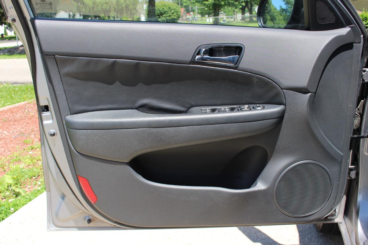 Hyundai Elantra Touring  2011