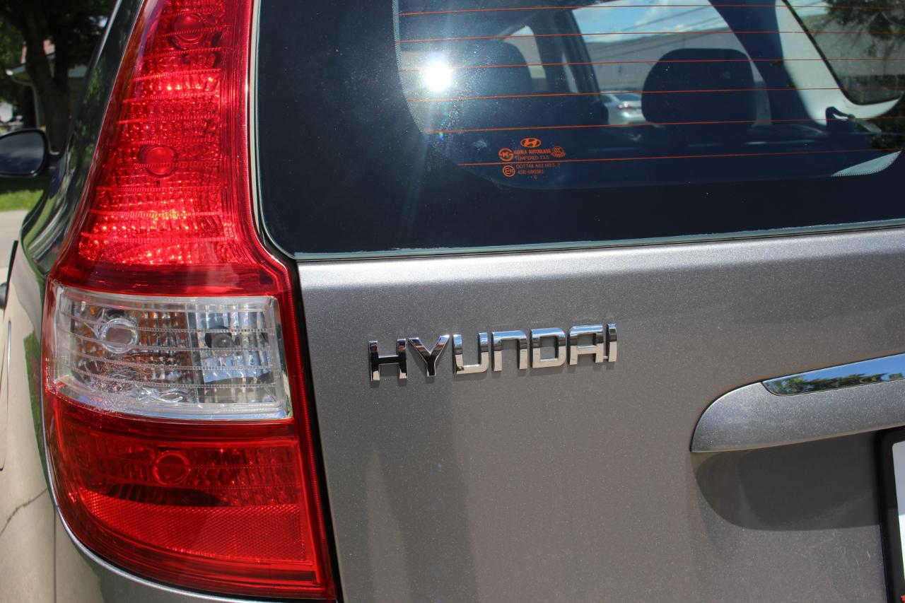 Hyundai Elantra Touring  2011