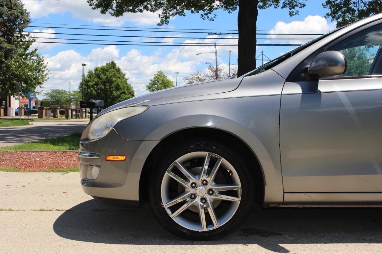 Hyundai Elantra Touring  2011