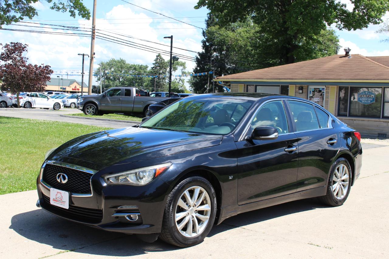 Infiniti Q50 Base AWD 2015