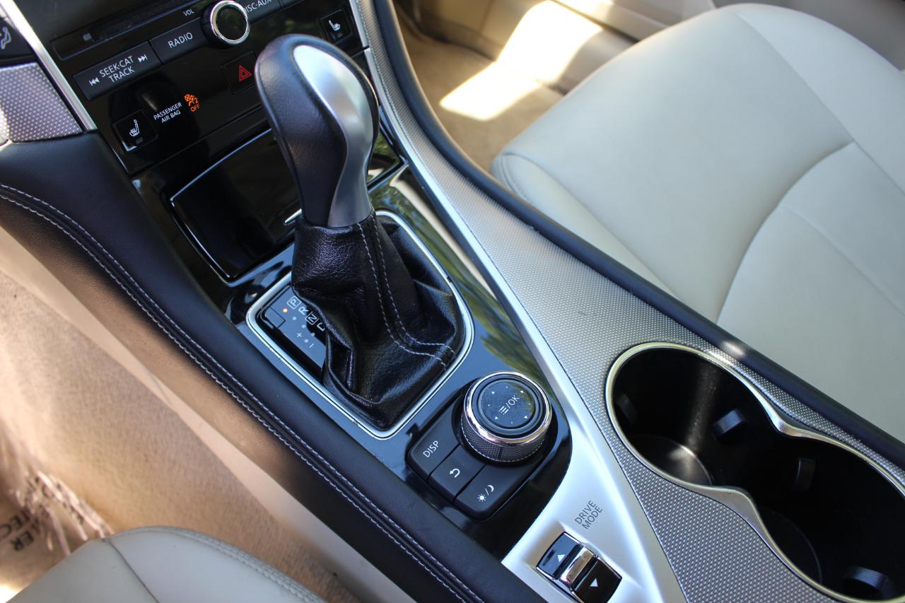 Infiniti Q50 Base AWD 2015