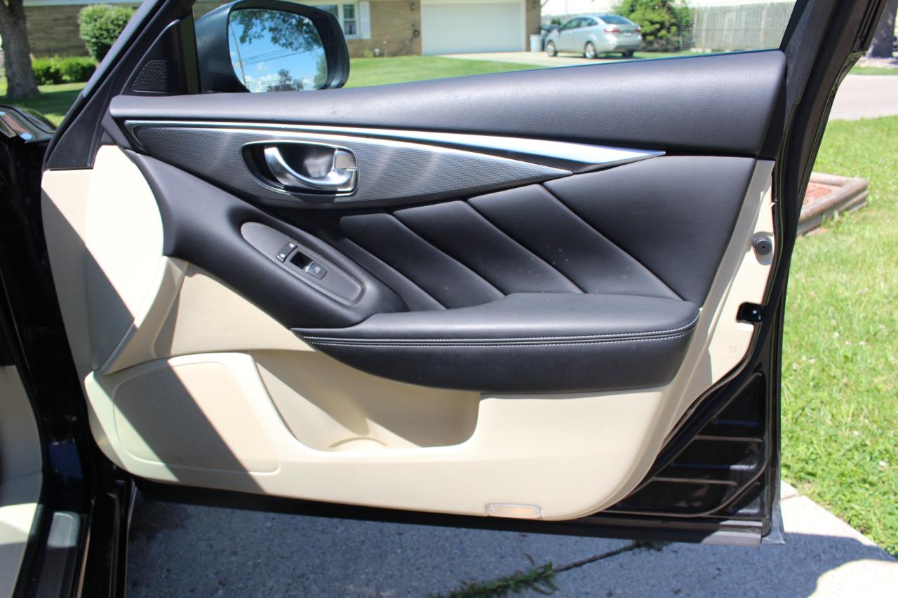 Infiniti Q50 Base AWD 2015