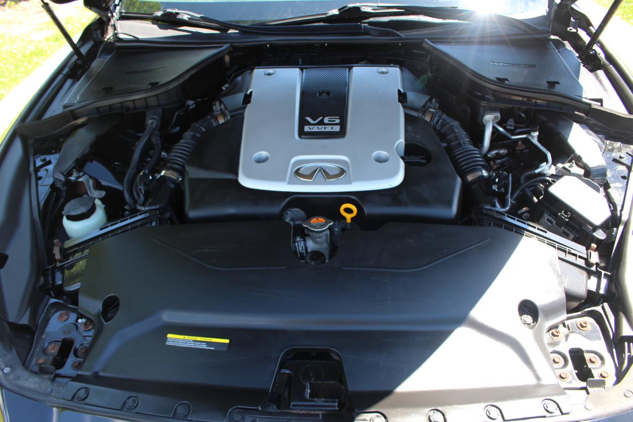 Infiniti Q50 Base AWD 2015