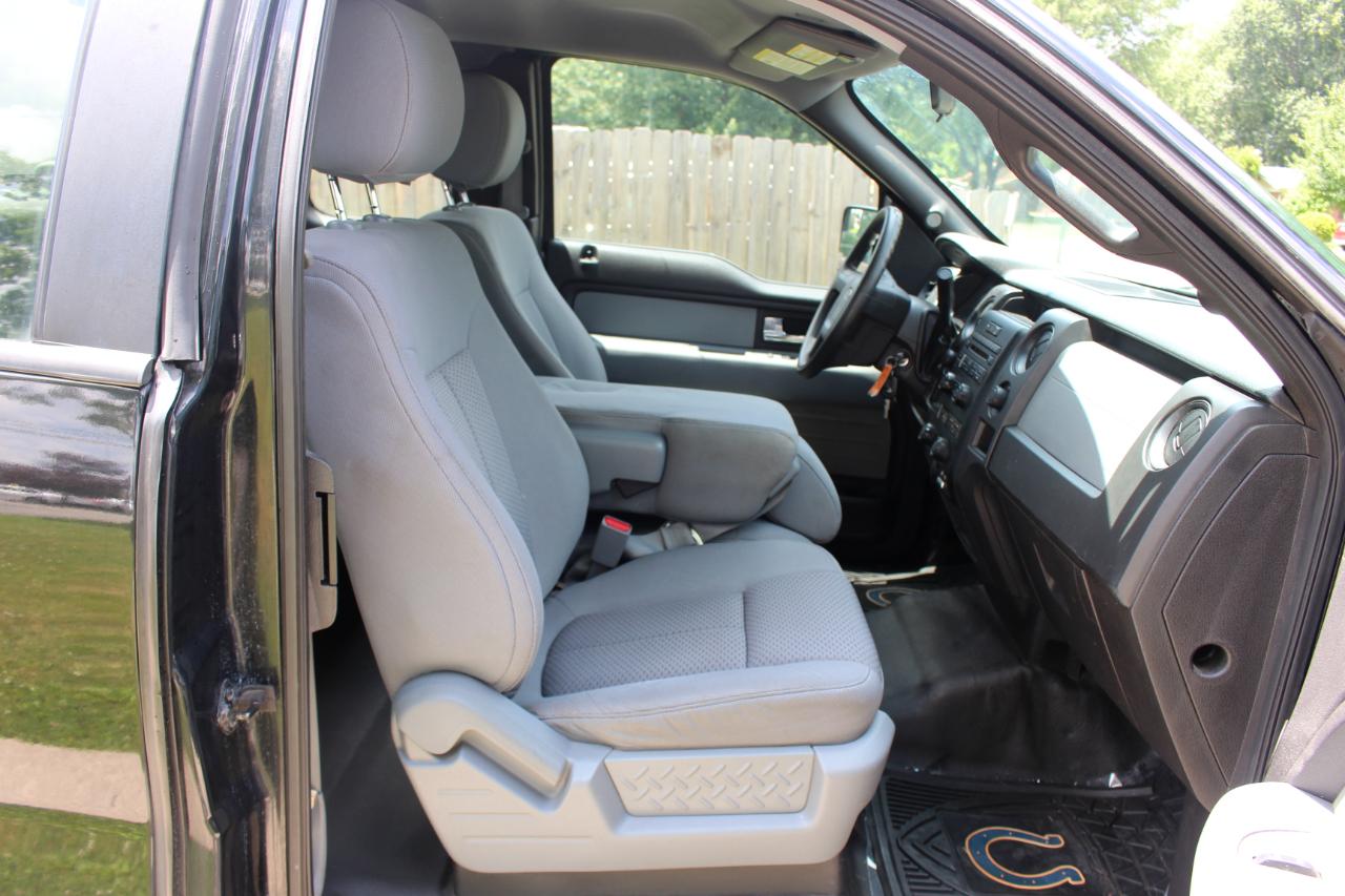 Ford F-150 STX SuperCab 4WD 2013