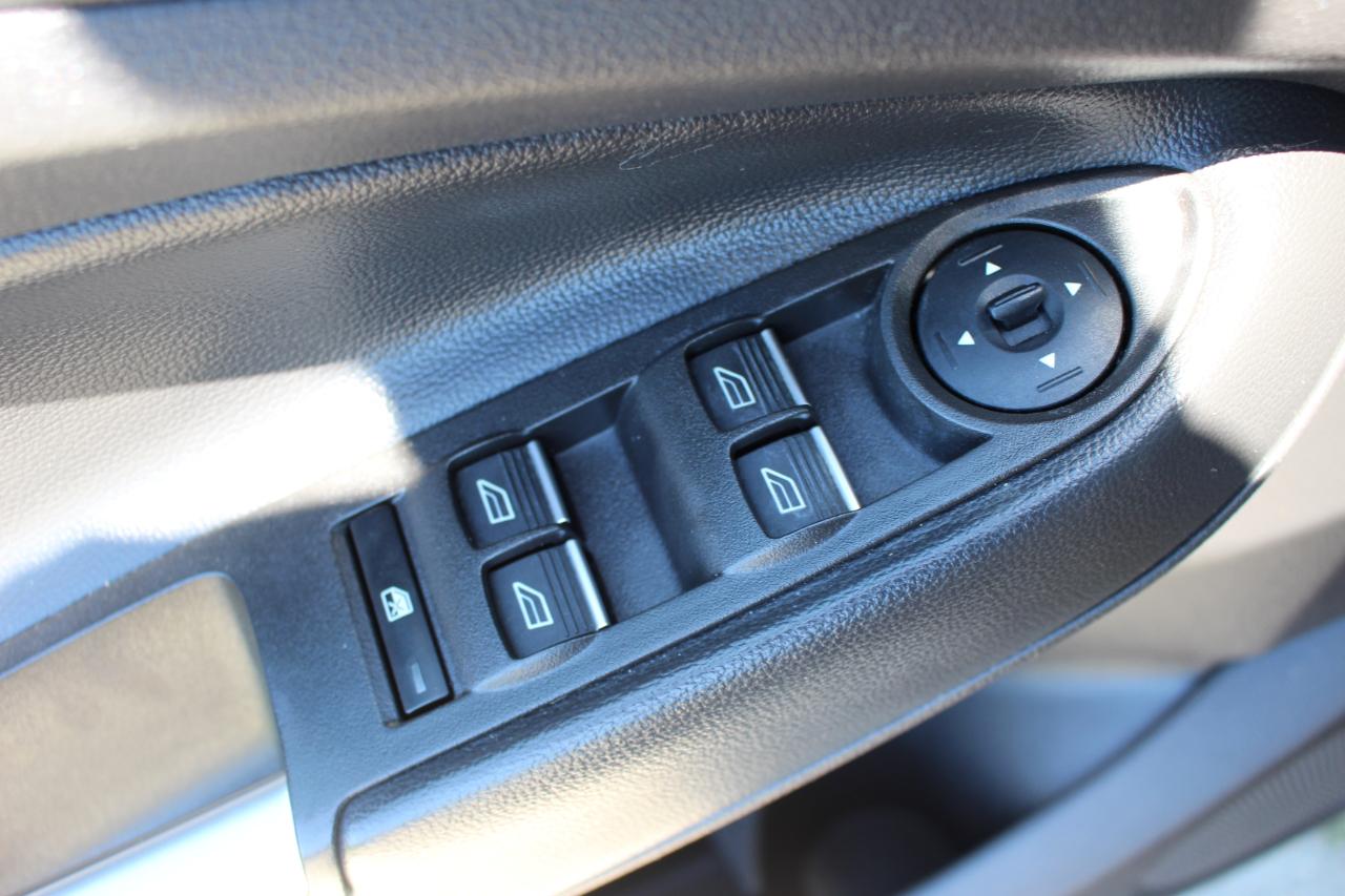 Ford C-Max Hybrid SE 2018
