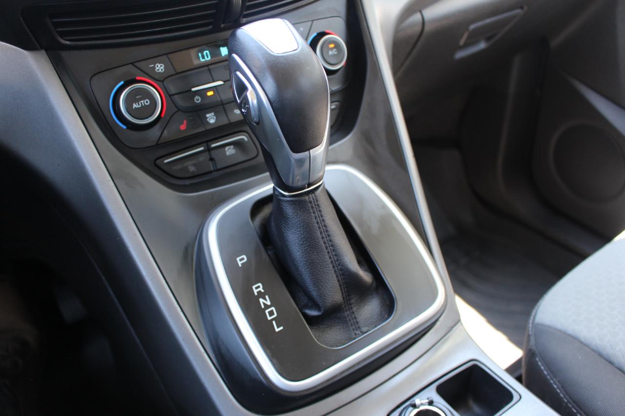 Ford C-Max Hybrid SE 2018