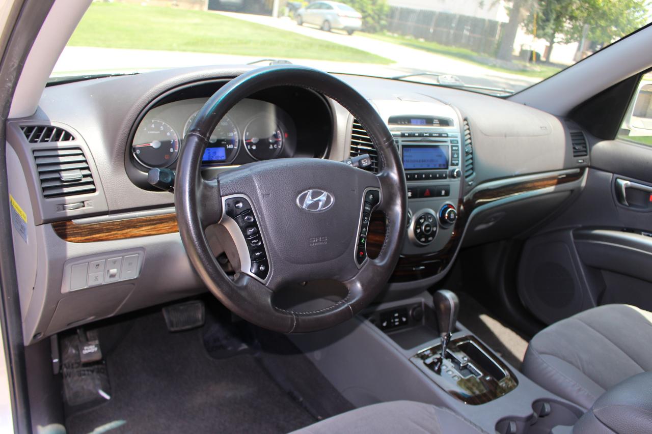 Hyundai Santa Fe SE 3.5 4WD 2011