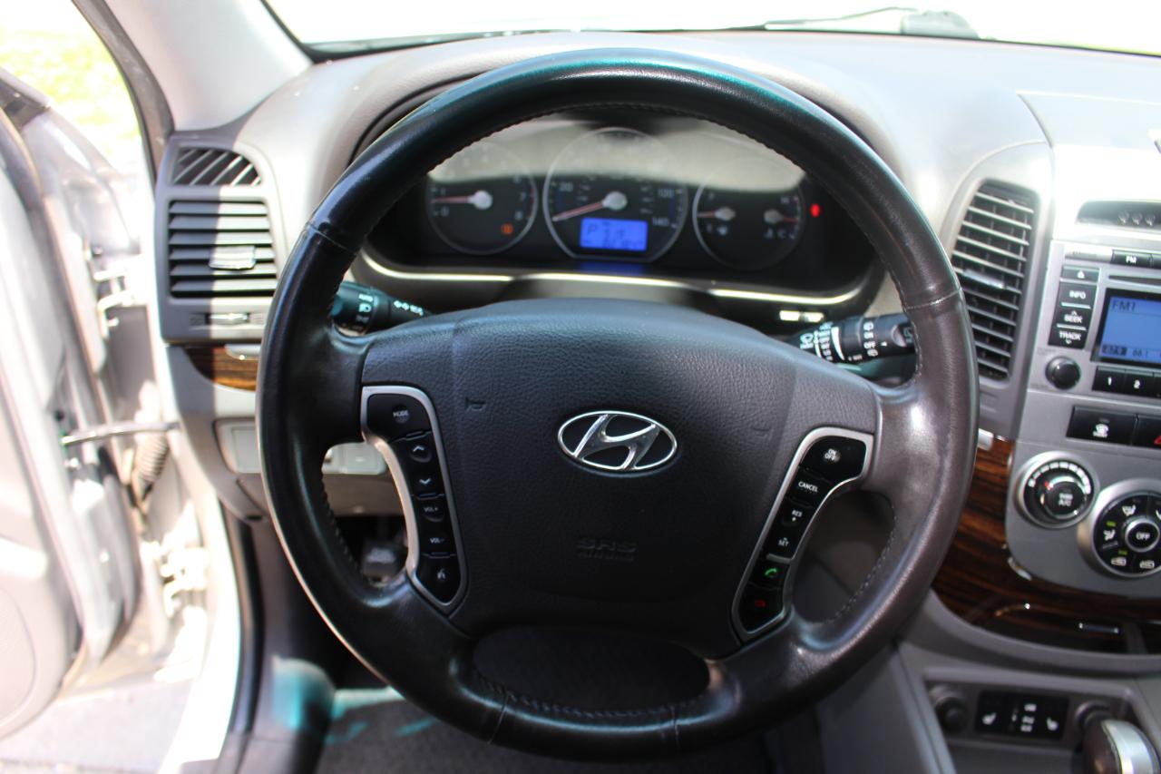Hyundai Santa Fe SE 3.5 4WD 2011