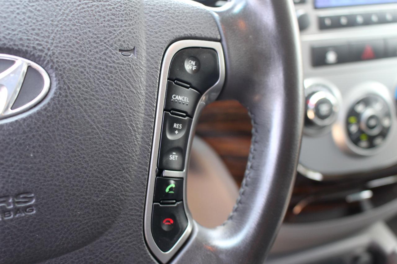 Hyundai Santa Fe SE 3.5 4WD 2011