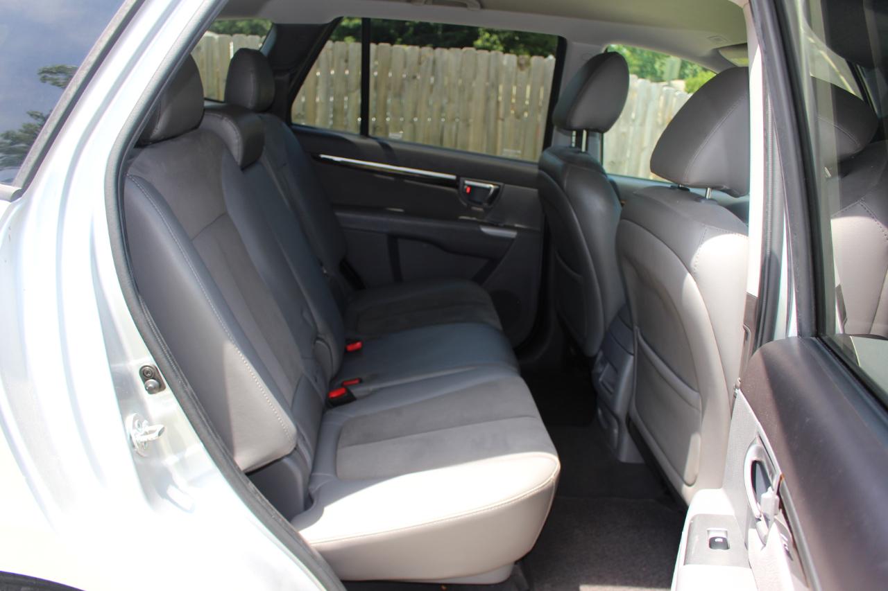 Hyundai Santa Fe SE 3.5 4WD 2011