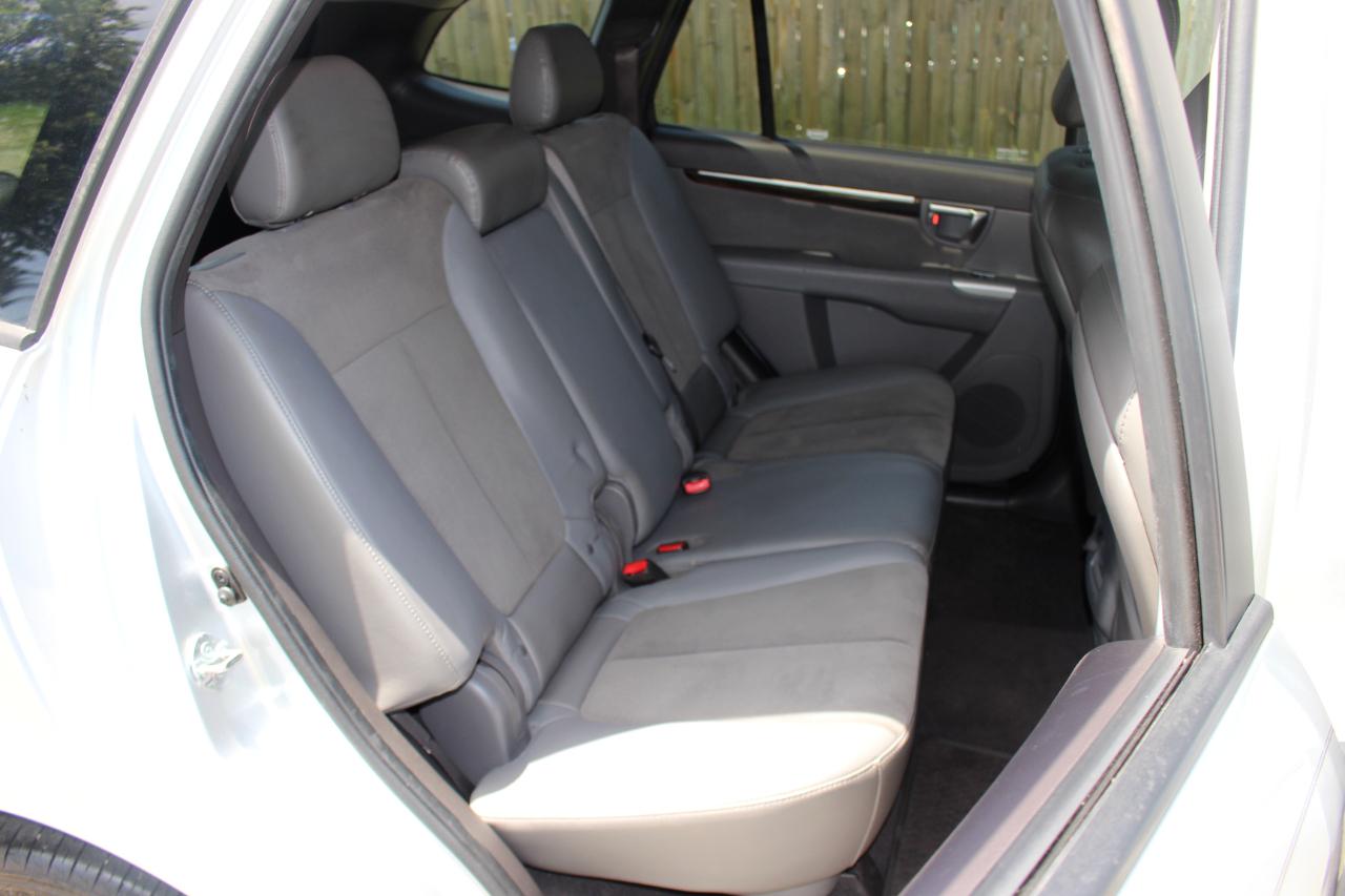 Hyundai Santa Fe SE 3.5 4WD 2011