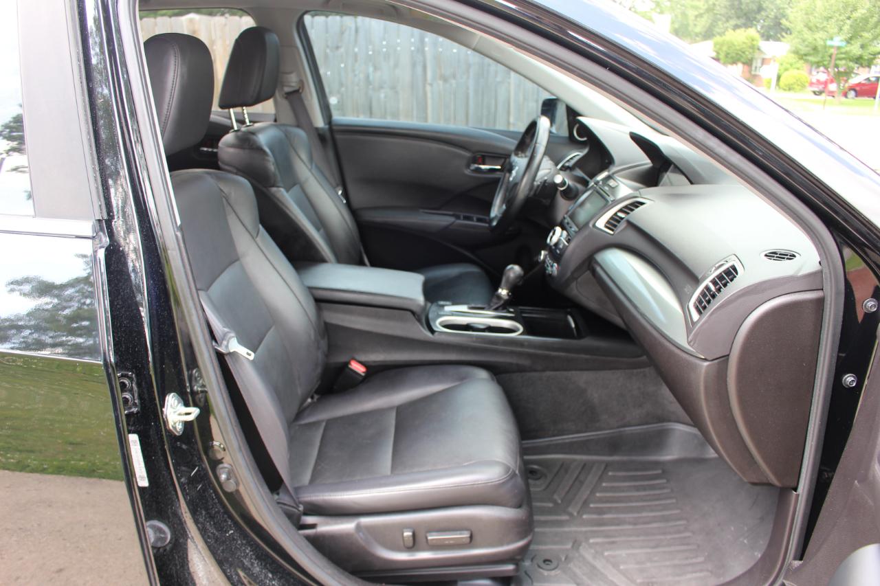 Acura RDX 6-Spd AT w/ Technology Package 2017