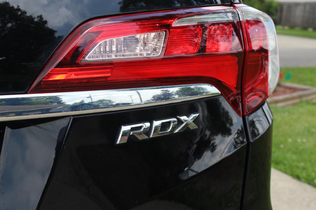 Acura RDX 6-Spd AT w/ Technology Package 2017