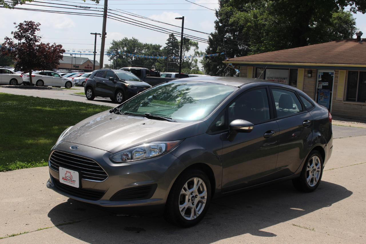 Ford Fiesta SE Sedan 2014