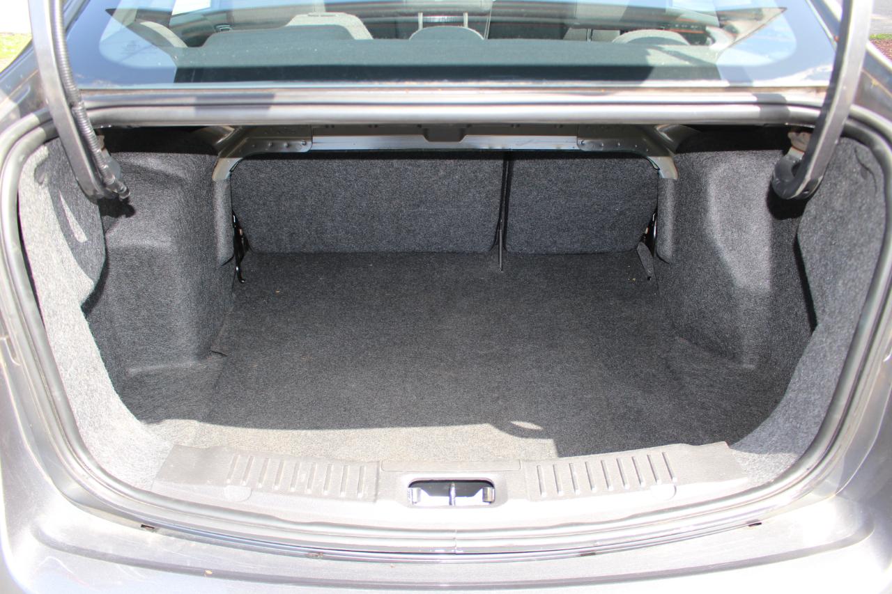 Ford Fiesta SE Sedan 2014