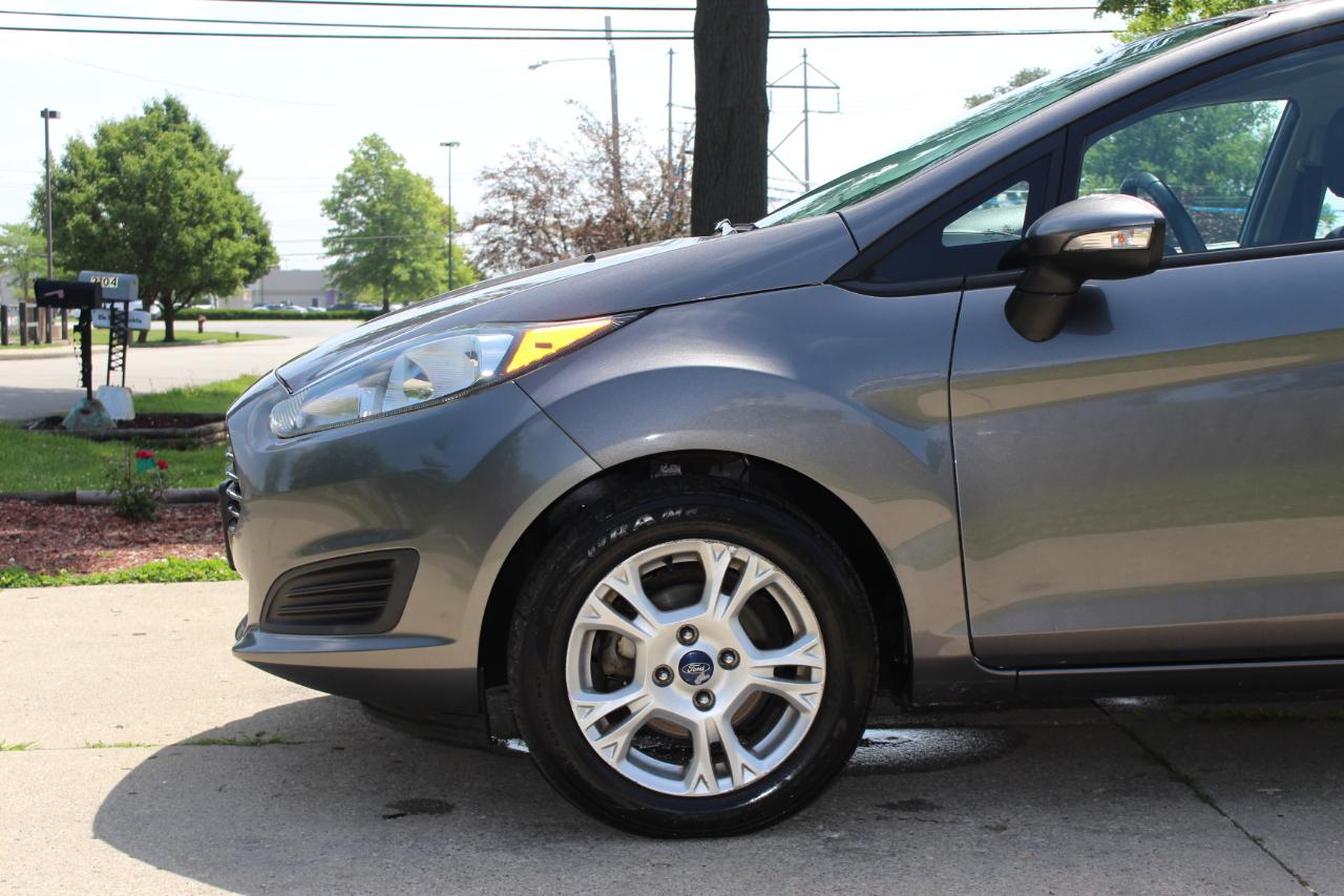Ford Fiesta SE Sedan 2014