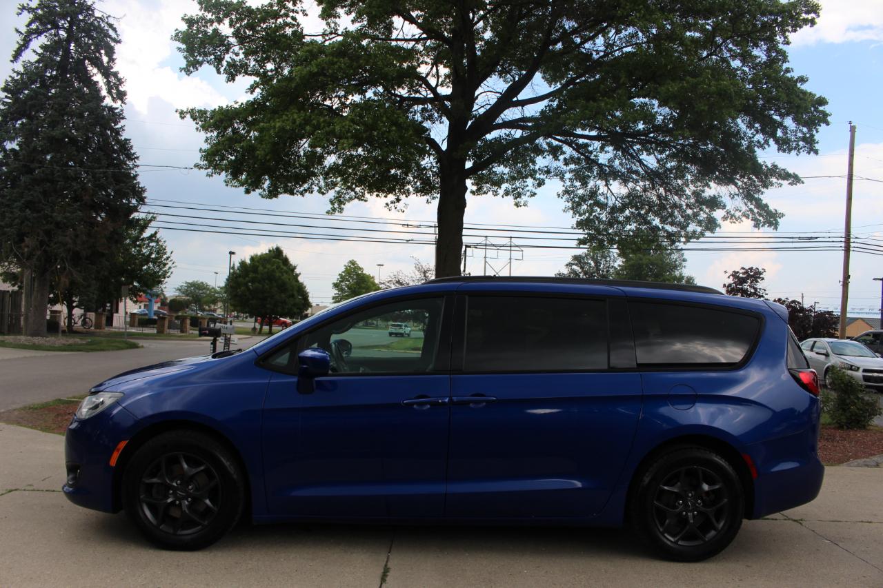 Chrysler Pacifica Touring-L Plus 2018