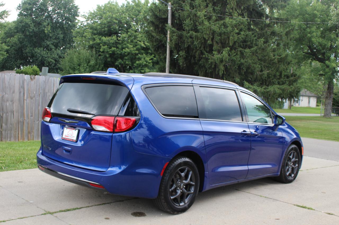 Chrysler Pacifica Touring-L Plus 2018