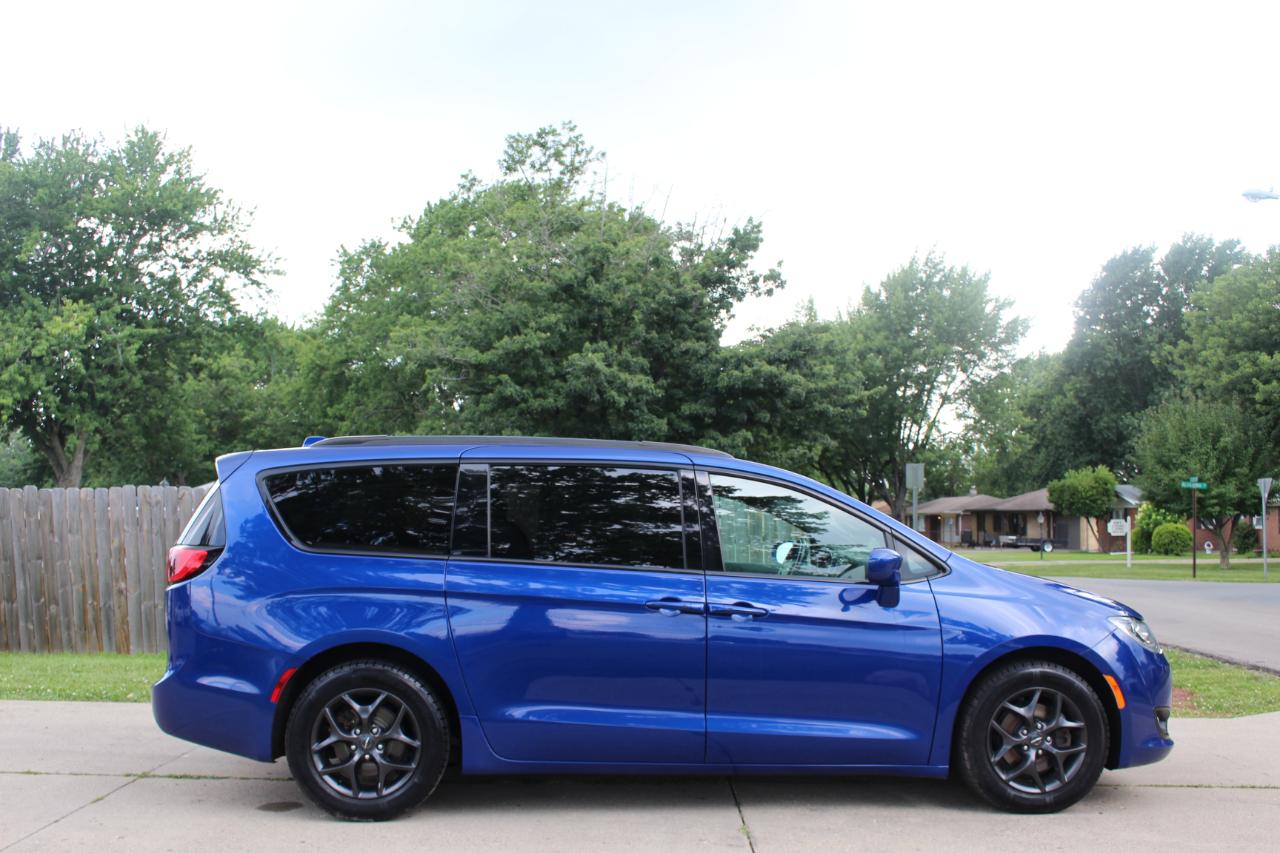 Chrysler Pacifica Touring-L Plus 2018