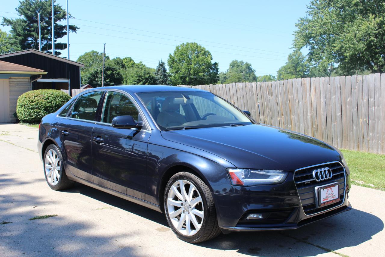 Audi A4  2013