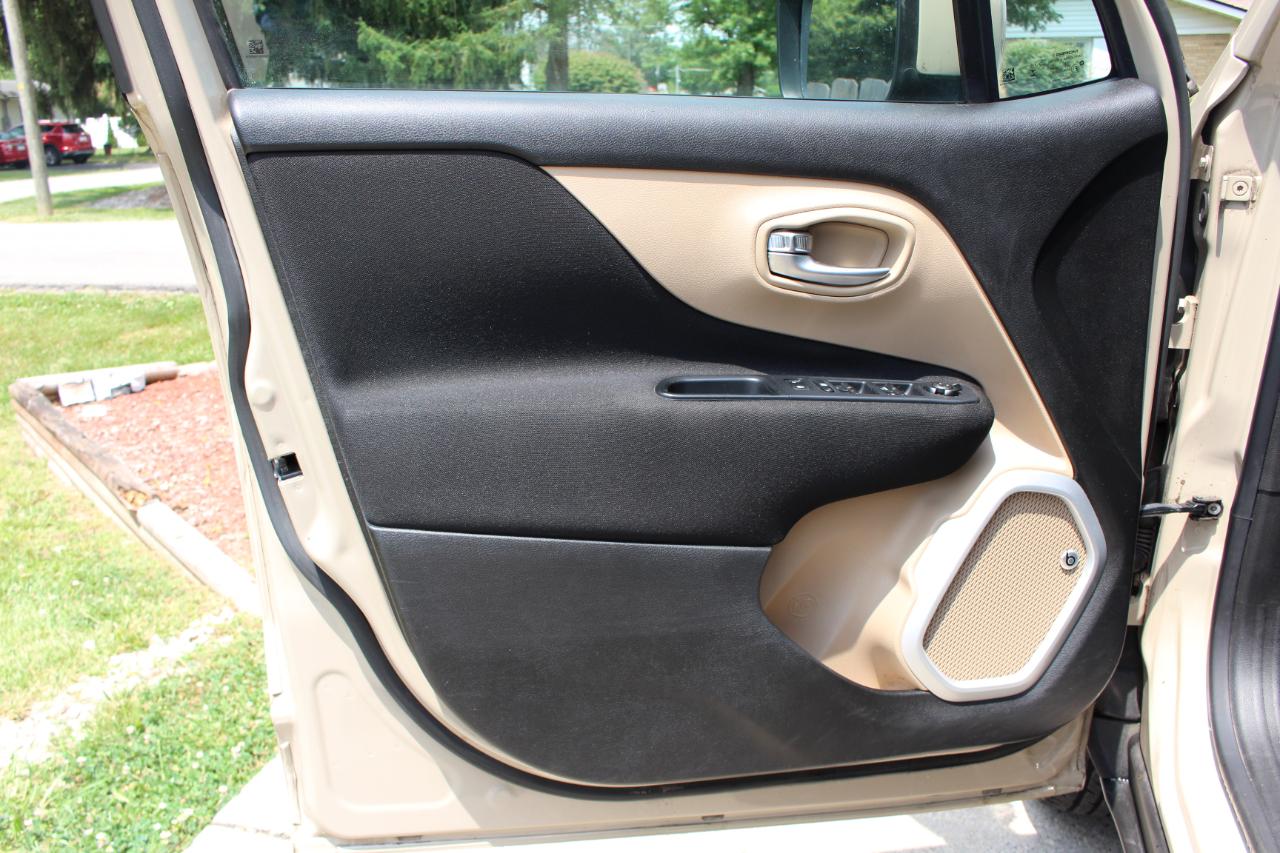 Jeep Renegade Latitude 4WD 2016