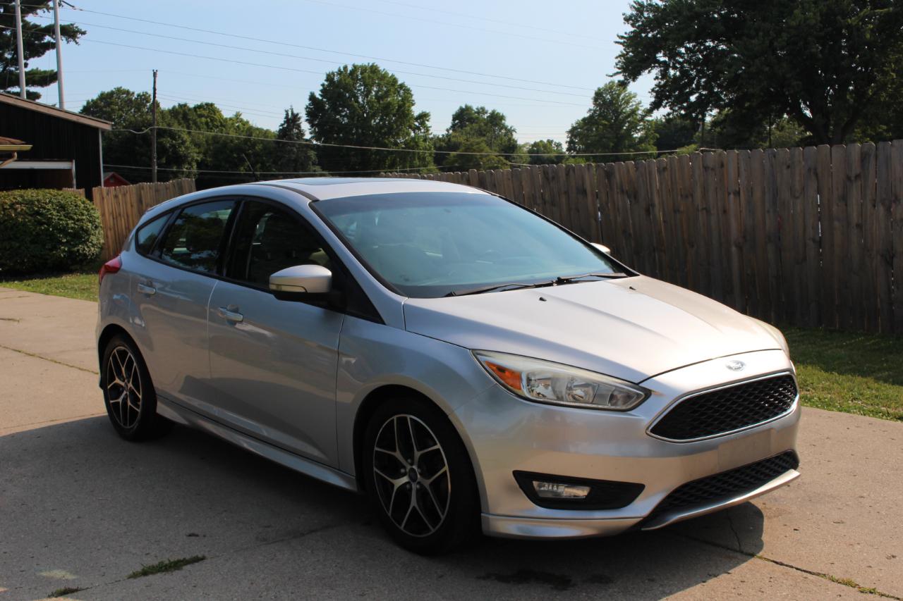 Ford Focus SE Hatch 2015