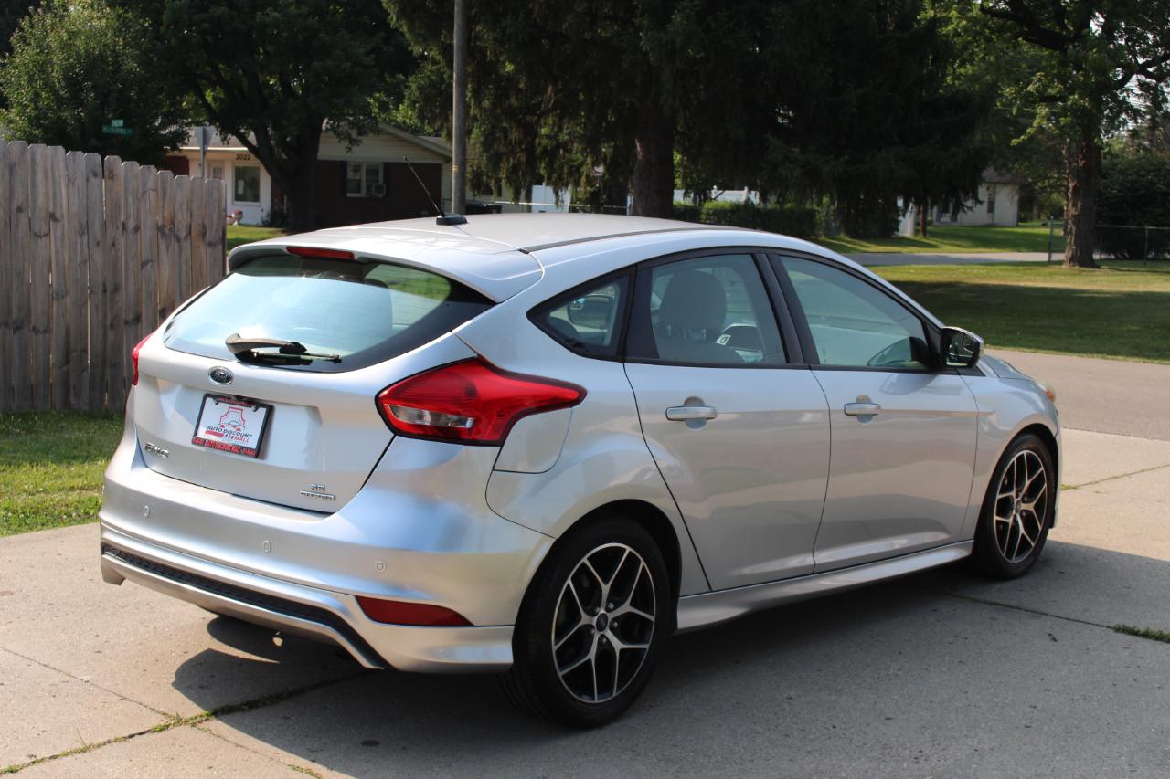 Ford Focus SE Hatch 2015
