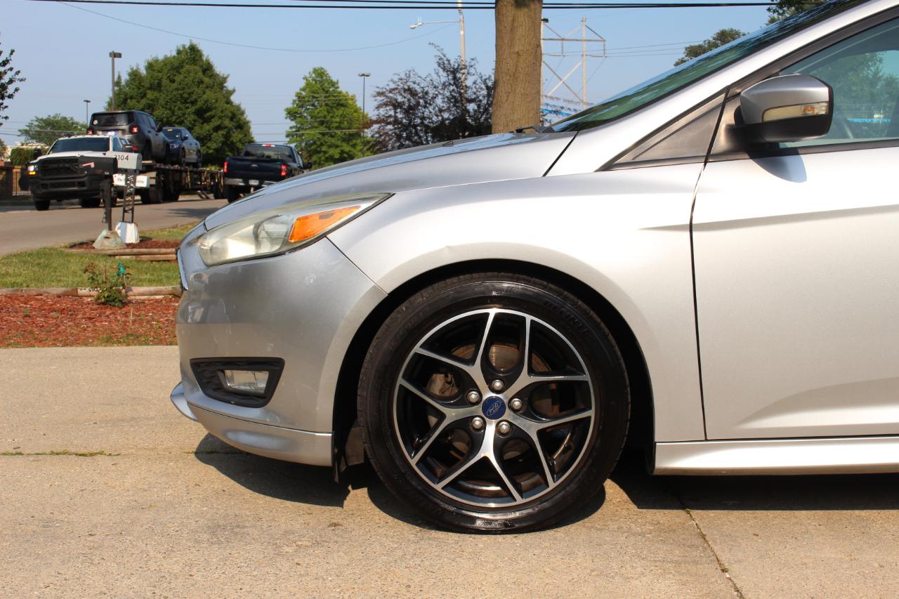 Ford Focus SE Hatch 2015