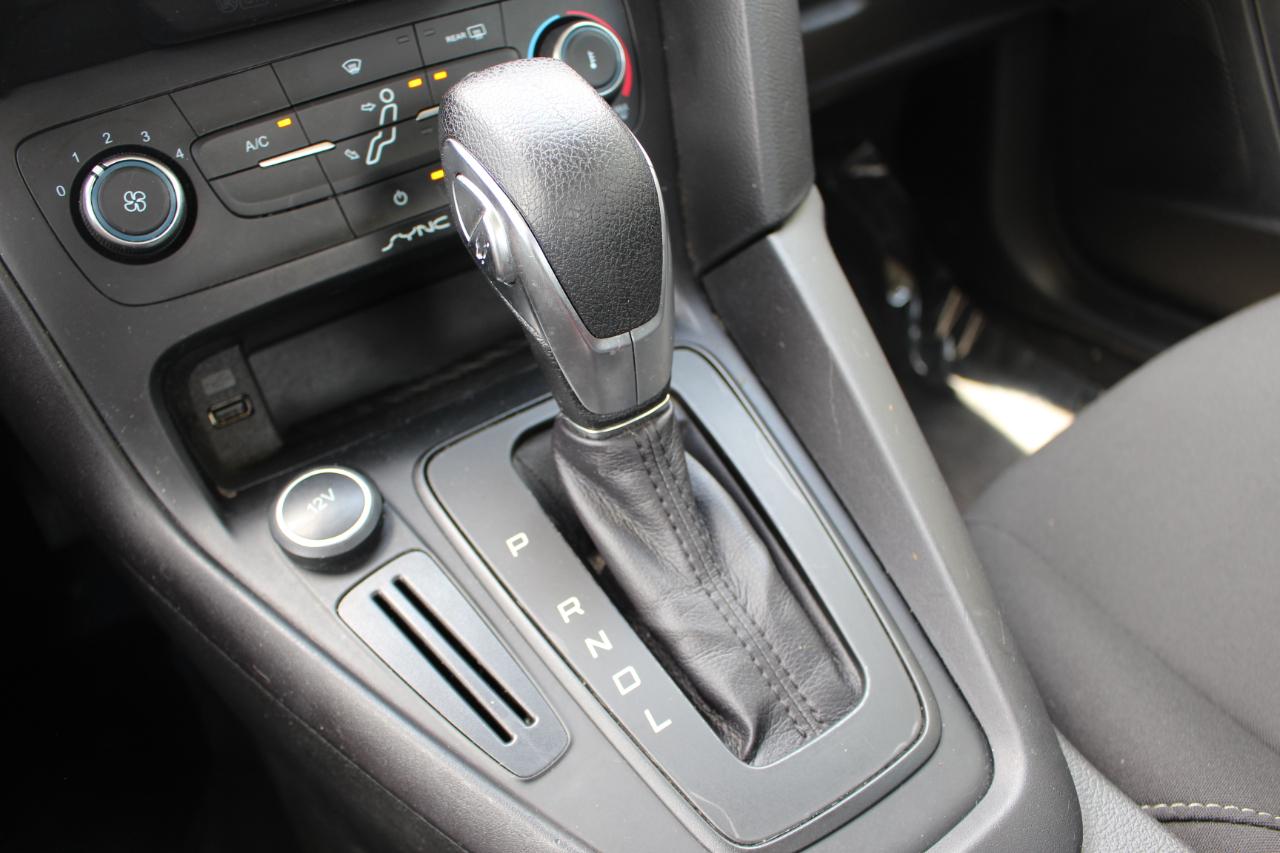 Ford Focus S Sedan 2016