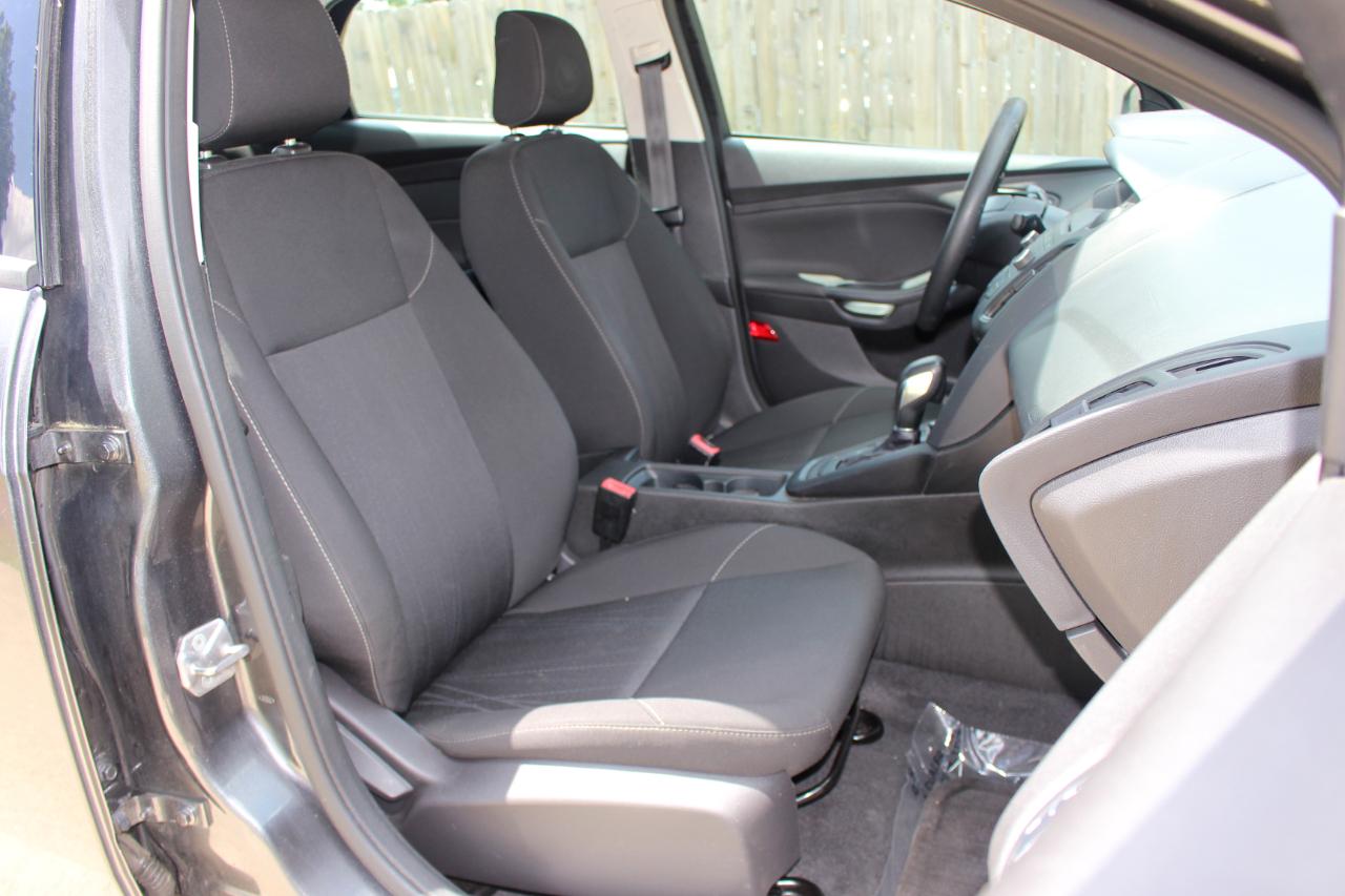 Ford Focus S Sedan 2016