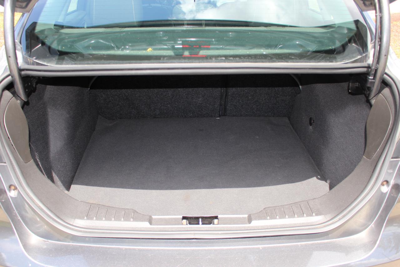 Ford Focus S Sedan 2016