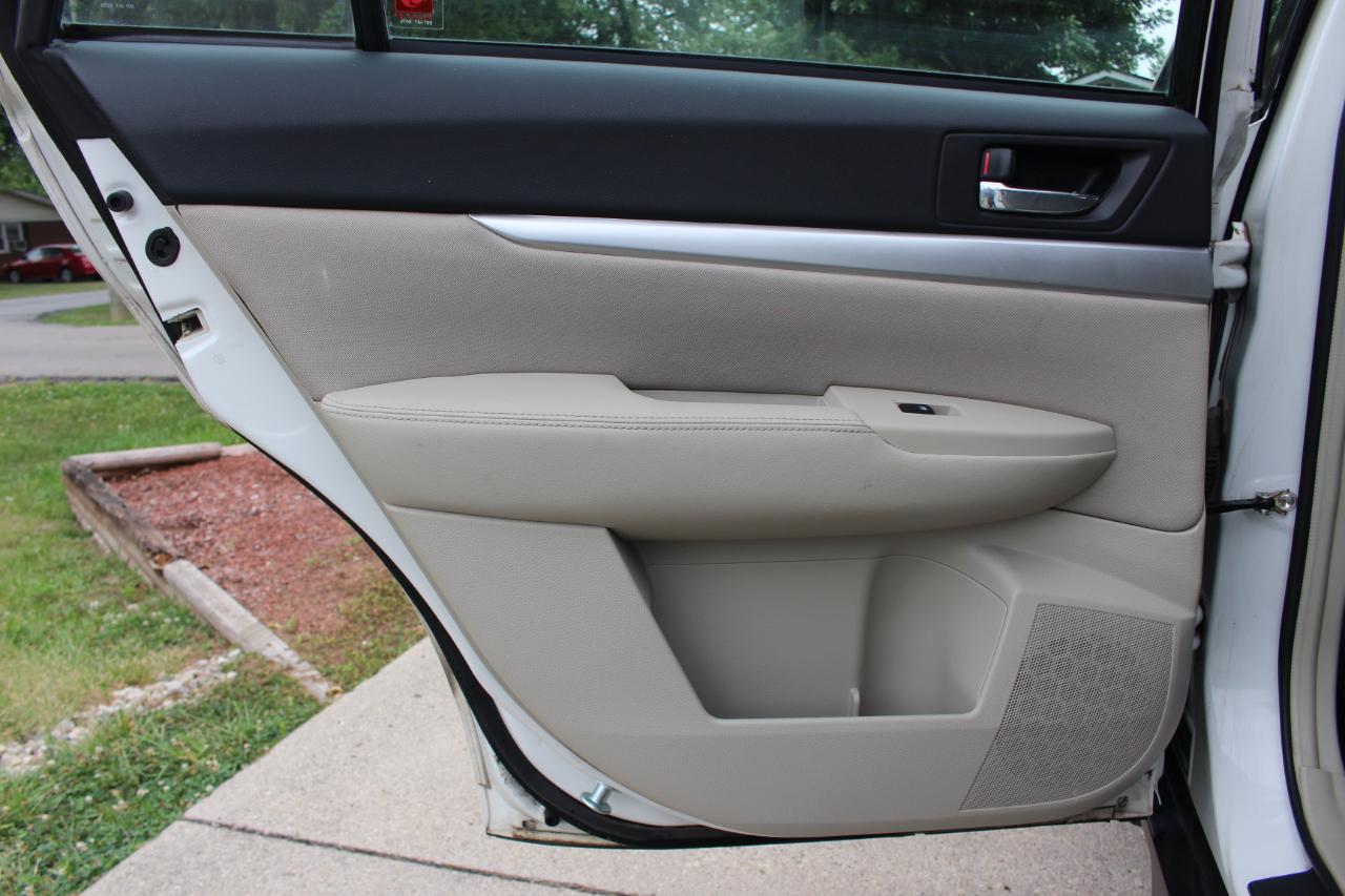 Subaru Outback 2.5i 2014