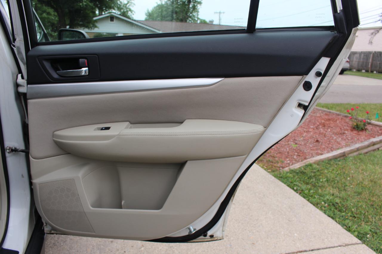 Subaru Outback 2.5i 2014