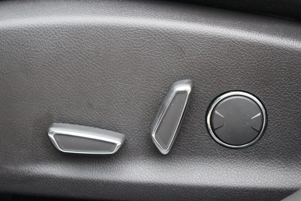 Ford Focus SE Sedan 2015