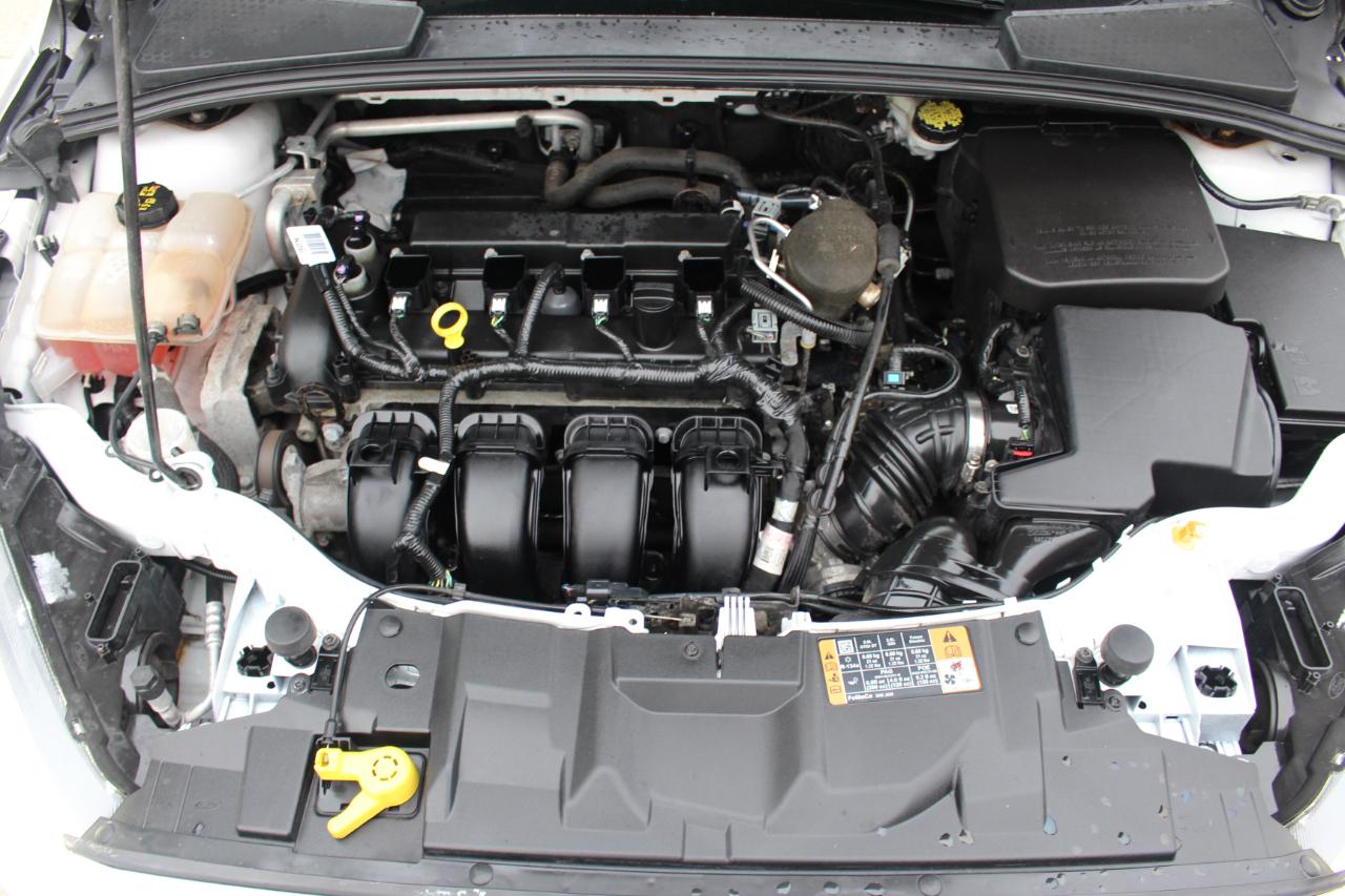 Ford Focus SE Sedan 2015