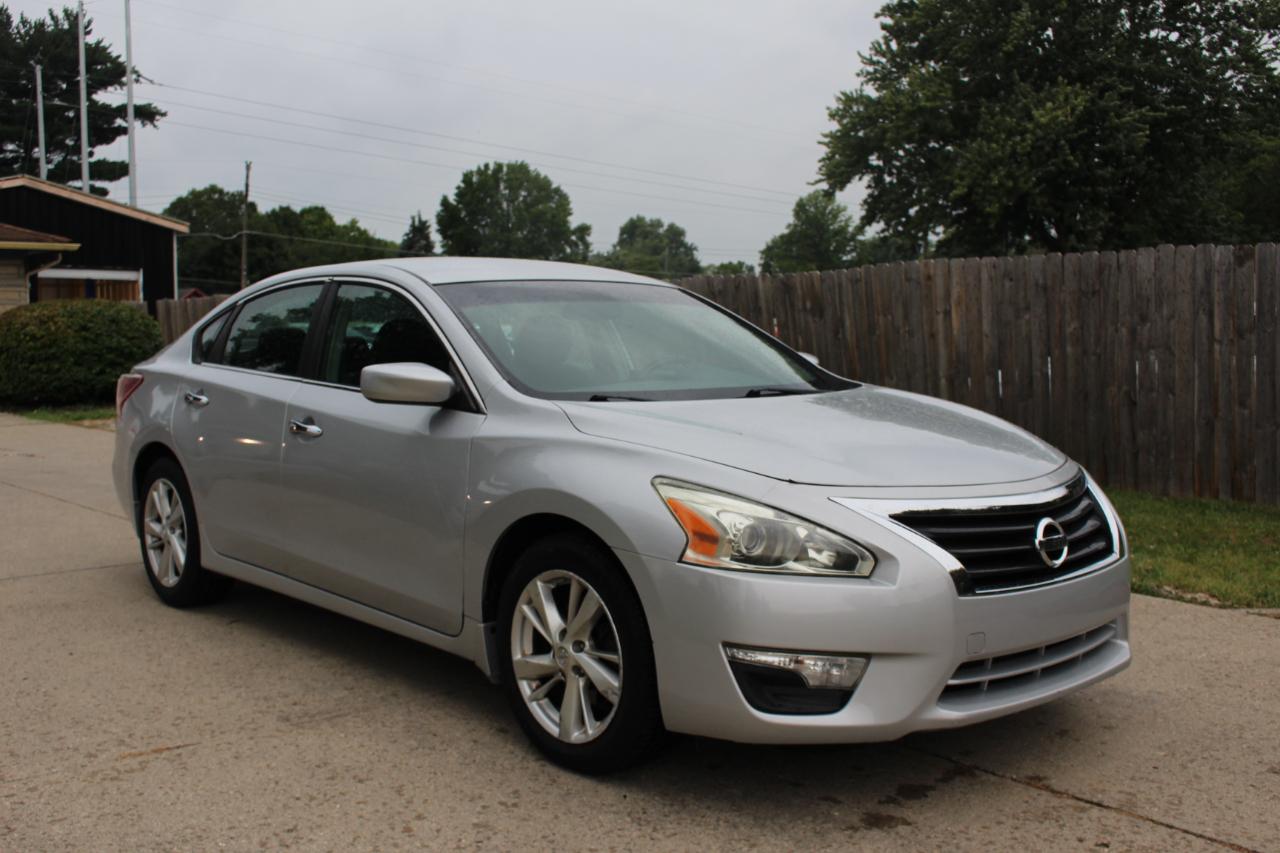 Nissan Altima 2.5 SV 2013