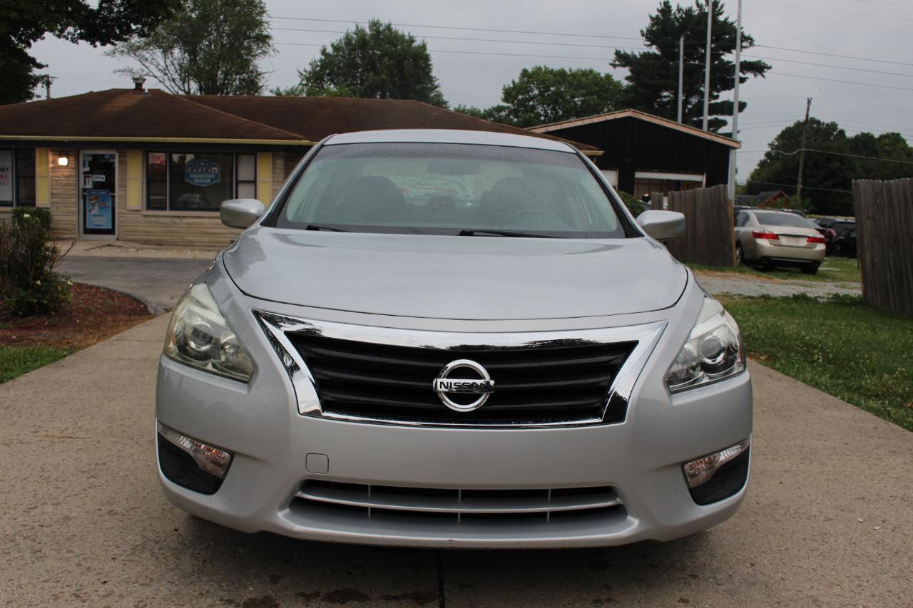 Nissan Altima 2.5 SV 2013