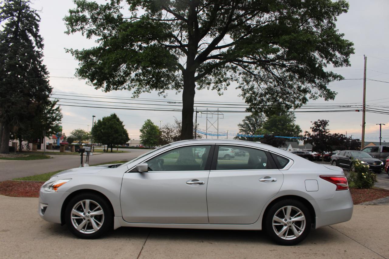 Nissan Altima 2.5 SV 2013