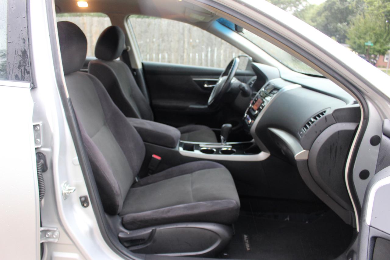 Nissan Altima 2.5 SV 2013