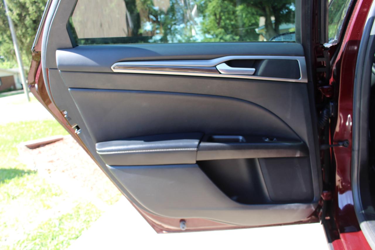Ford Fusion SE 2017