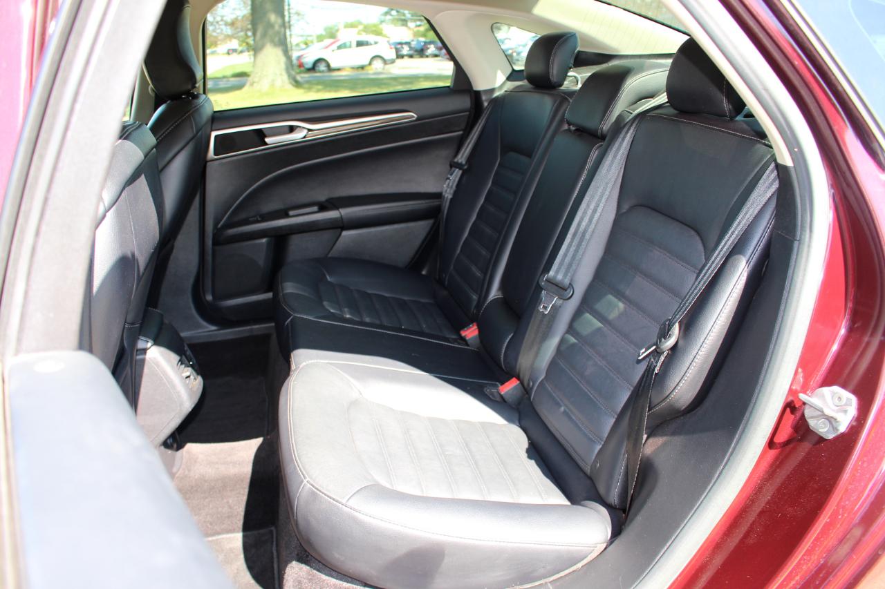 Ford Fusion SE 2017