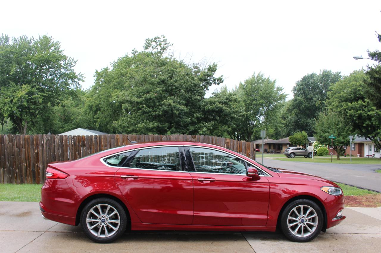 Ford Fusion SE 2017