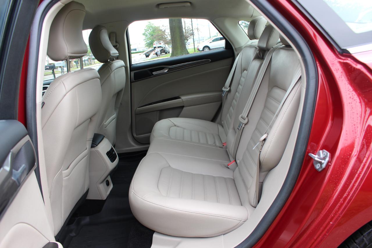 Ford Fusion SE 2017