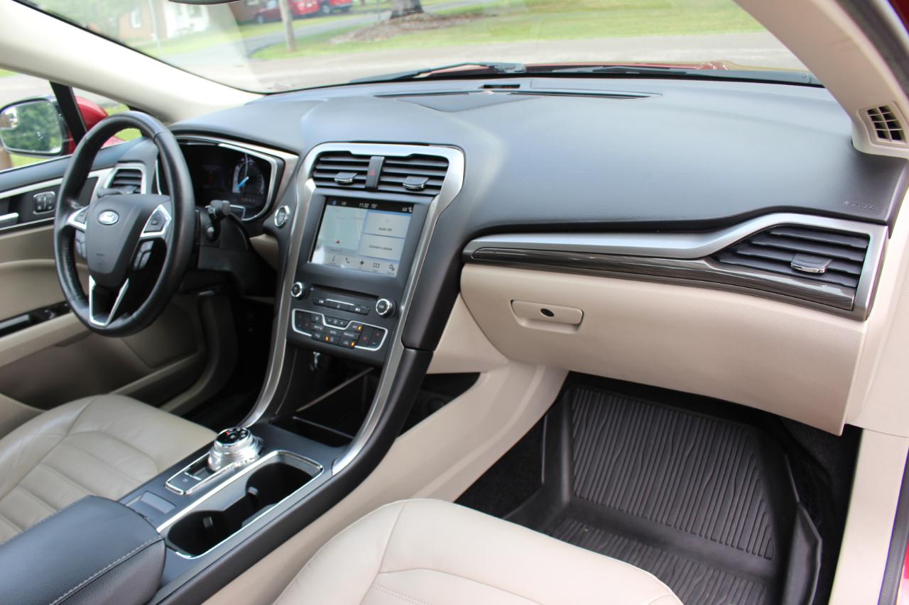 Ford Fusion SE 2017