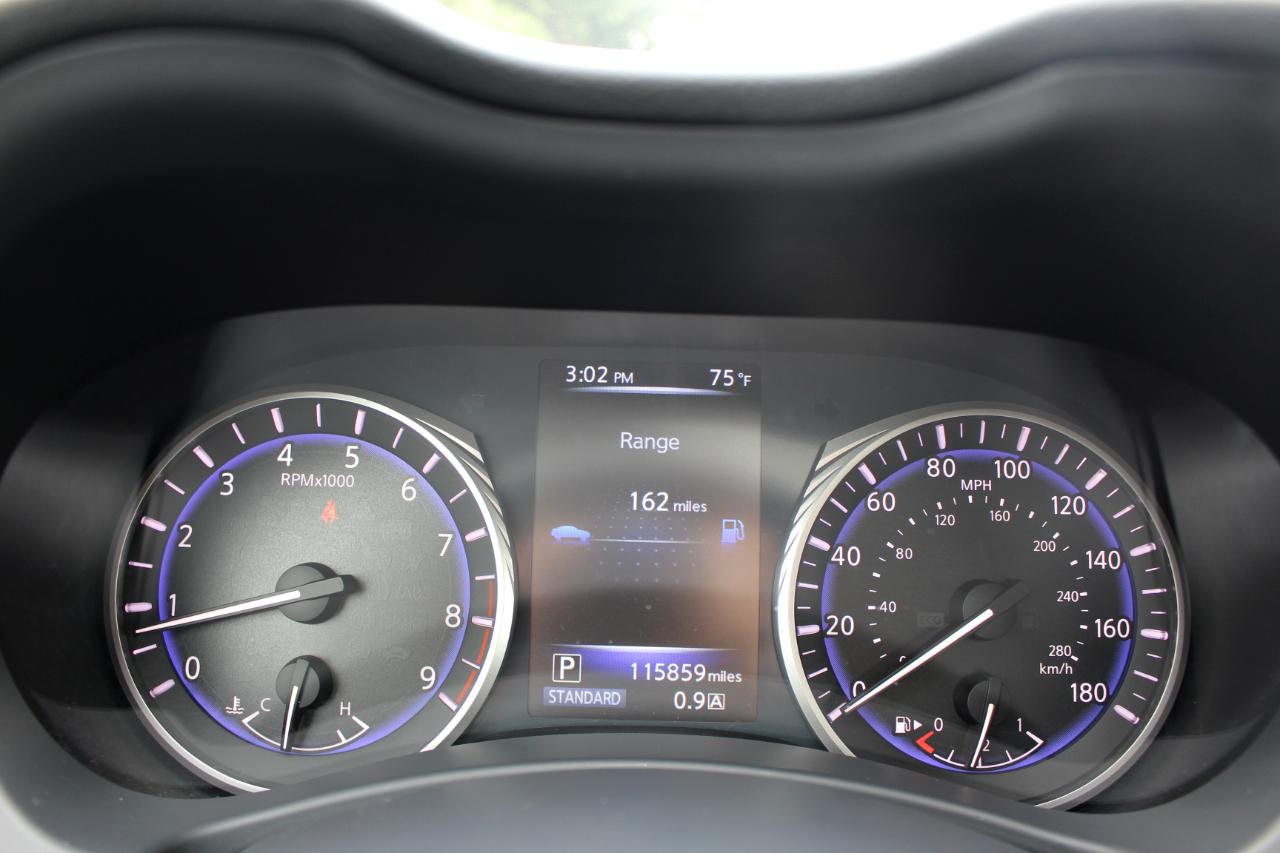 Infiniti Q50 Premium AWD 2014
