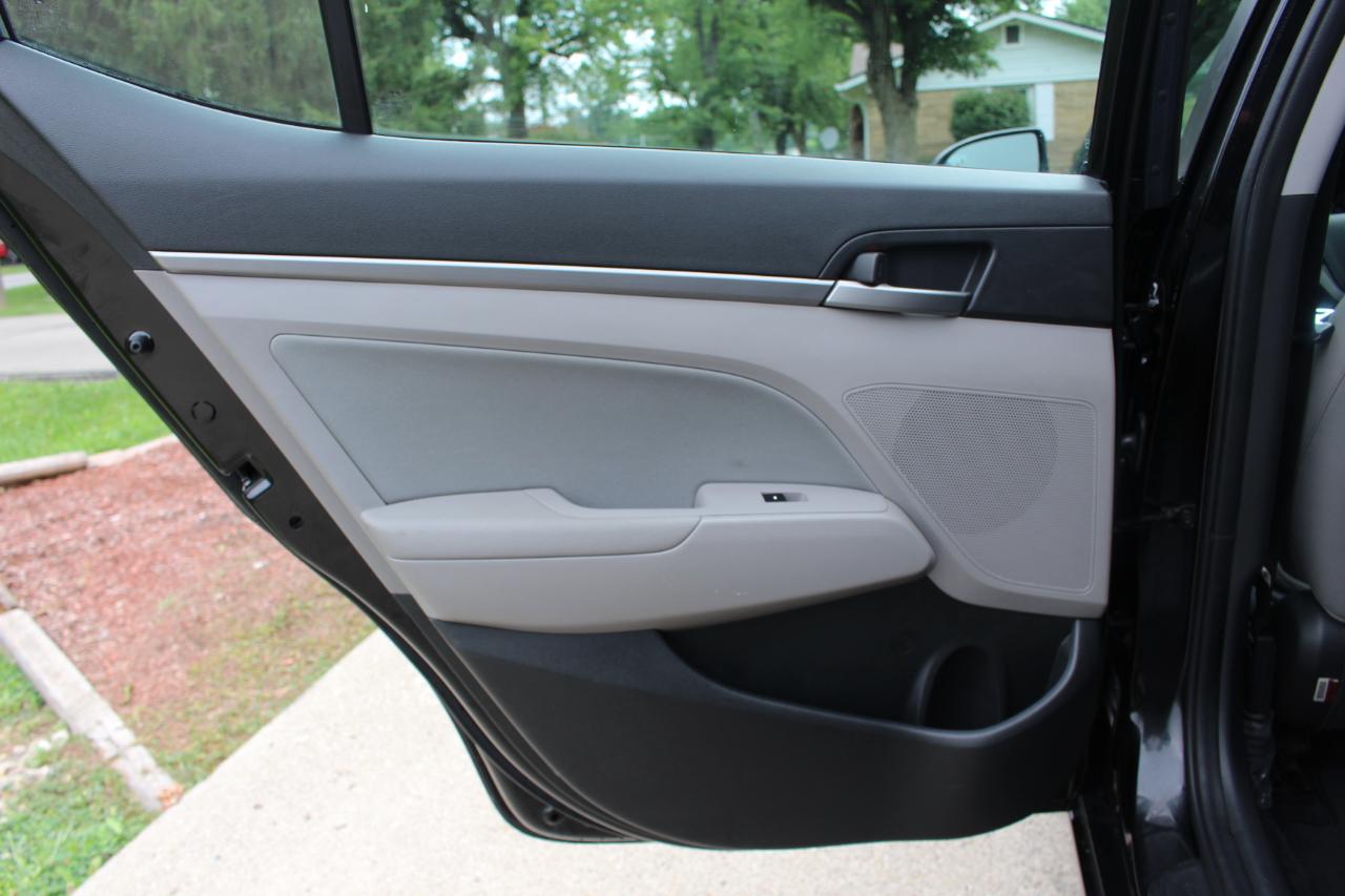 Hyundai Elantra Limited 2018