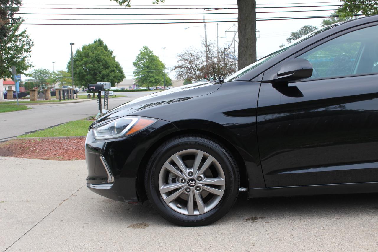 Hyundai Elantra Limited 2018