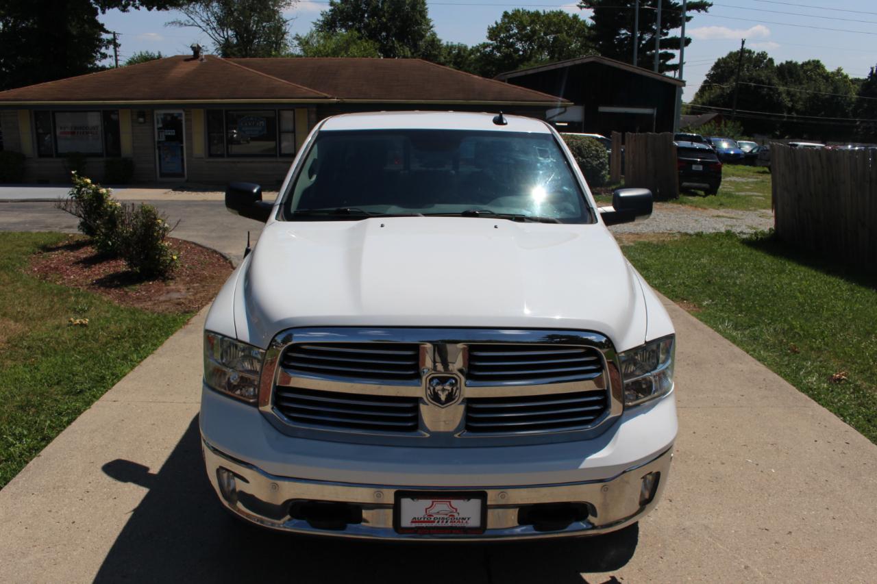 RAM 1500 Big Horn Crew Cab 4WD 2016
