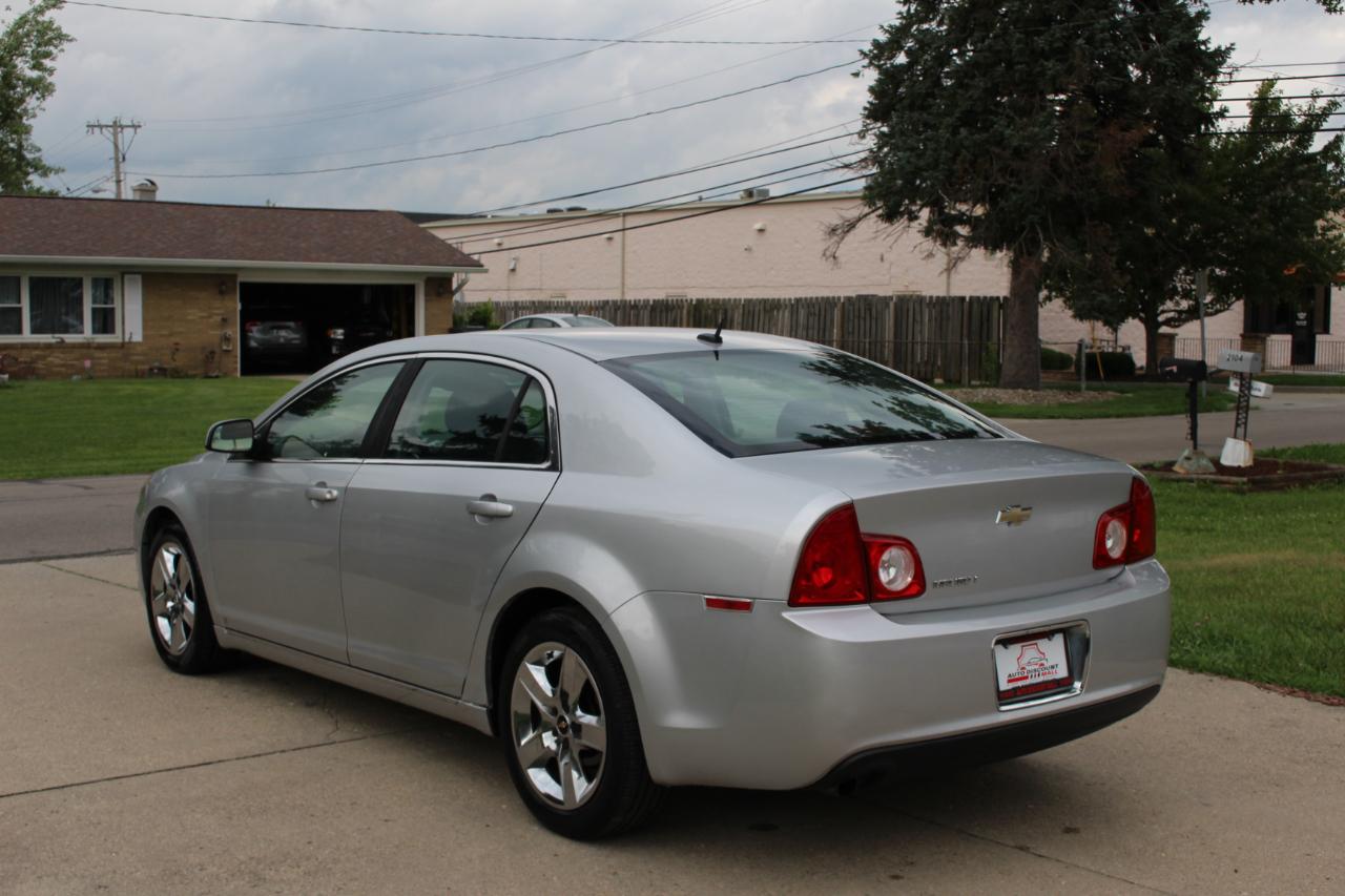 Chevrolet Malibu 1LT 2010